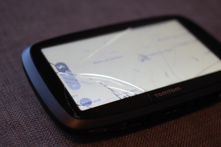 Guide de démontage Tomtom Go 500 Go 5000 – écran tactile cassé