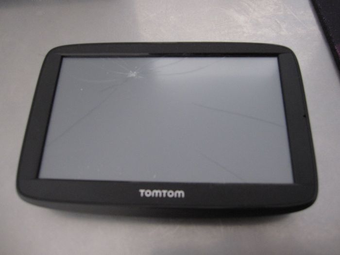 remplacement diy glasse tactile tomtom via 52