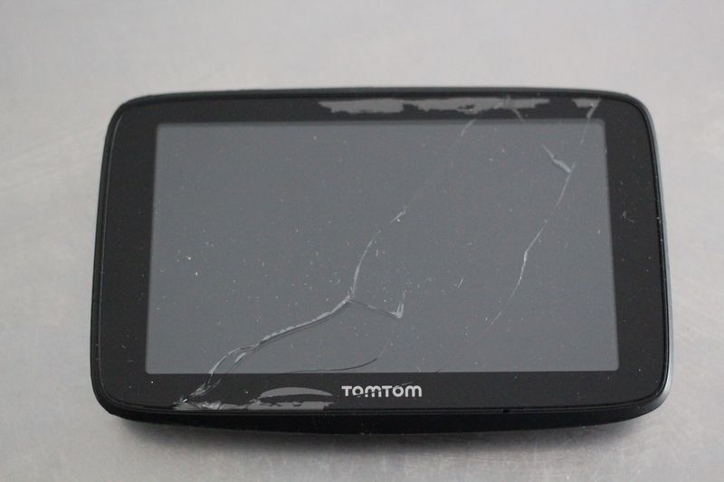 vitre cassee tomtom go 520